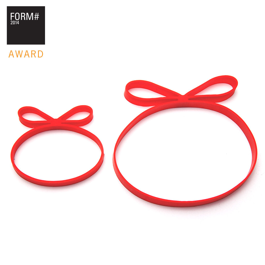 2 sizes elastic ribbons reusable silicone gift wrap accessories by Monkey Business