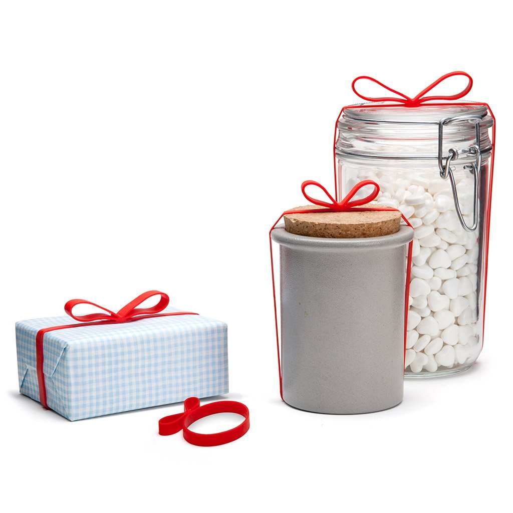 gifted elastic ribbons on jar and gifts as wrap accessories by Monkey Business
