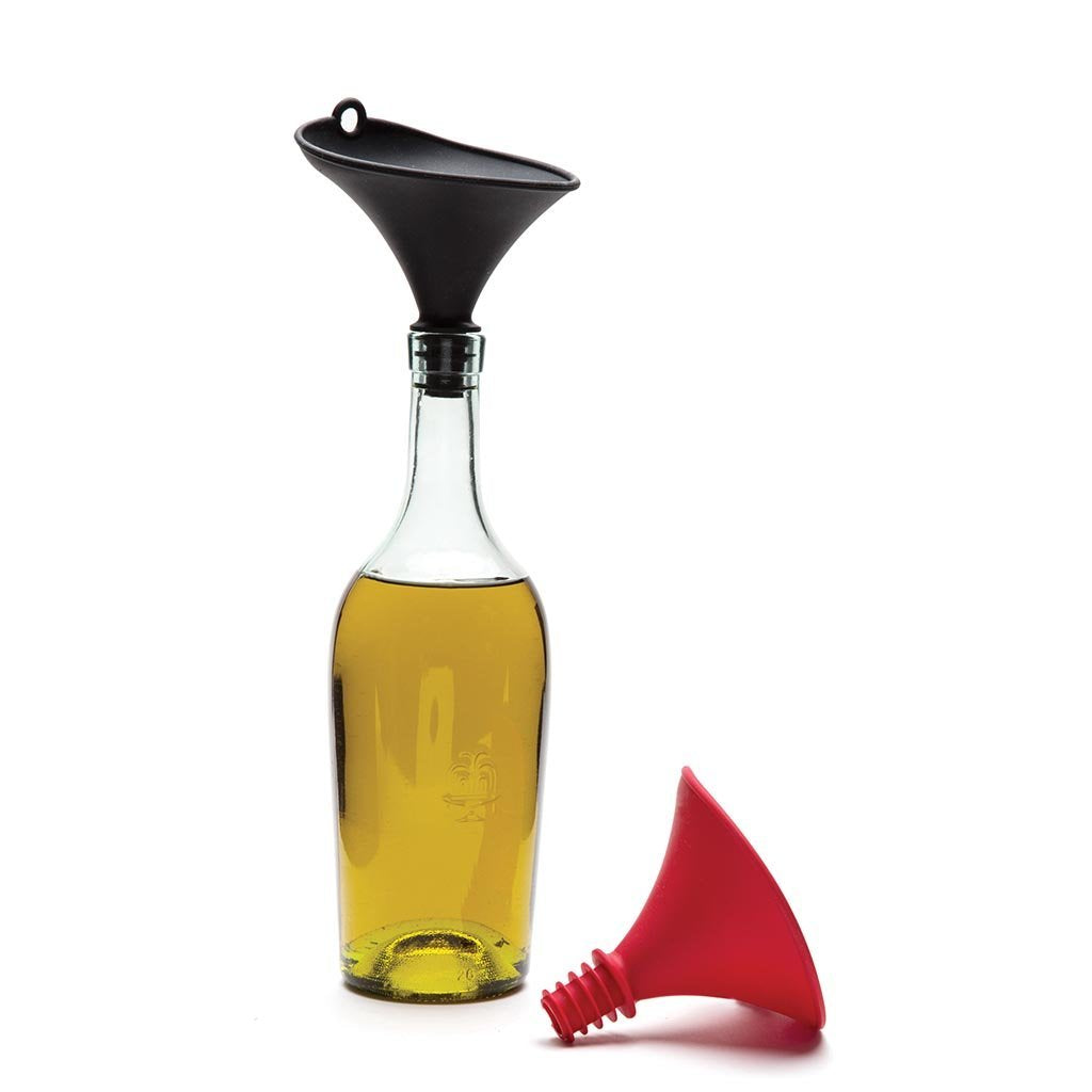 Black silicone funnel | Stedi kitchen gadjet under 20$