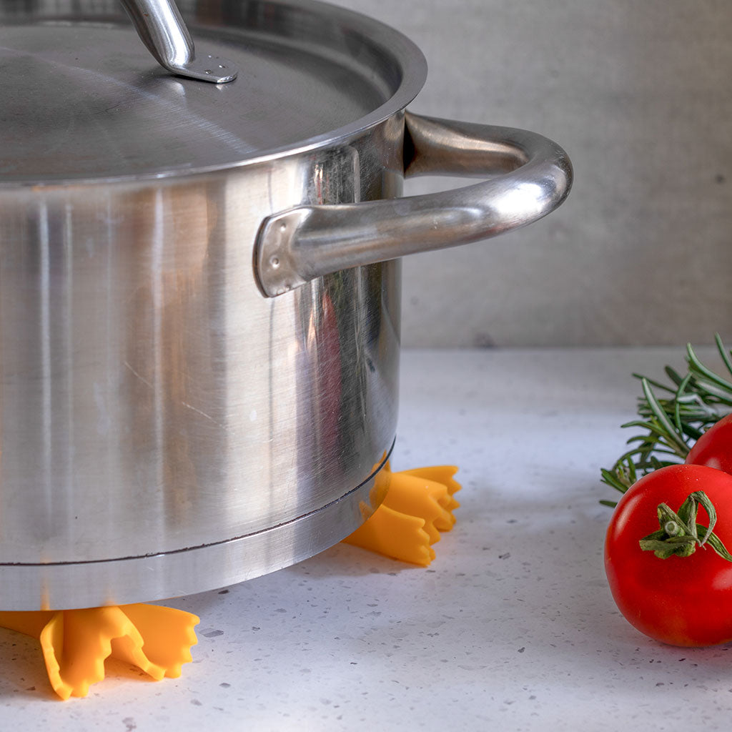 farfalle steam releaser and trivet shaped like pasta
by Monkey Business