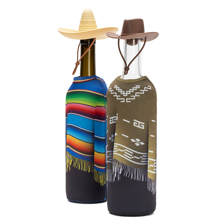 Wine Lovers Gift Box | Desperados De Vino . Gift box with 2 colorful neoprene poncho wine sleeves and 2 silicone wine stoppers shaped like a cowboy hat and sombrero, ideal for gifting wine lovers.