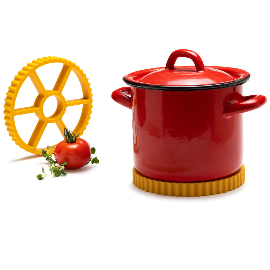 Fun and functional pasta wheel trivet