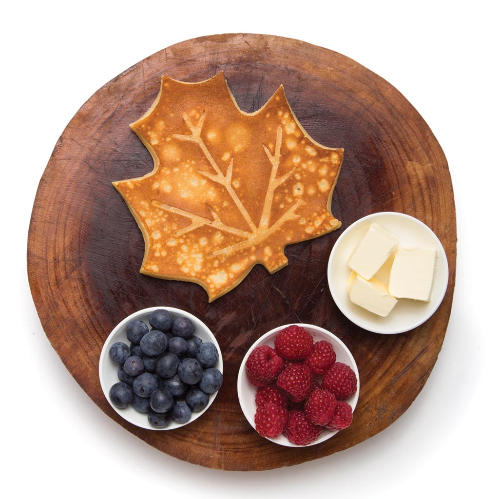 Fun silicone pancake mold in maple leaf shape