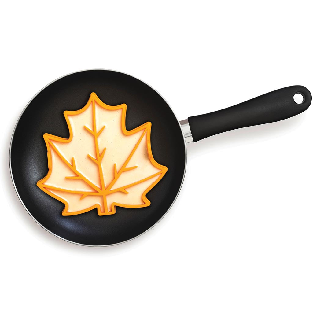 Leaves pancake shaper – maple leaf design for pancakes